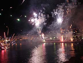 Vieste, Pizzomunno, Gargano - Splendida citt&agrave; sul Gargano, con numerosi alberghi, residence, hotel, villaggi, pensioni, agenzie e agriturismo a disposizione del Turismo.